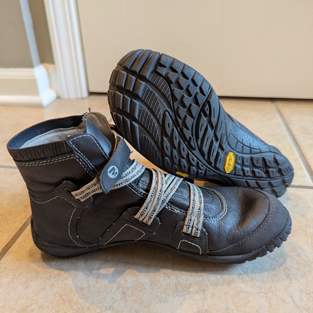 Merrell Women's Power Play Glove Barefoot Shoe